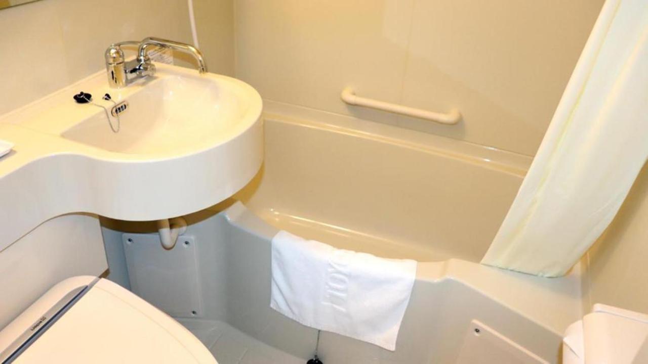 Toyoko Inn Nagareyama-Otakanomori Ekimae 外观 照片